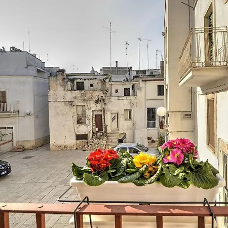 Sleeps 4 Air Con Wifi Turi